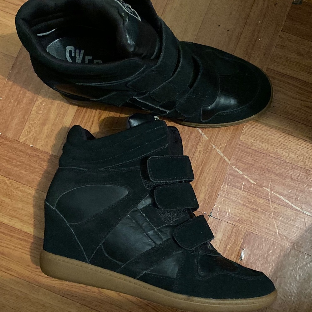 Sketchers plus 3